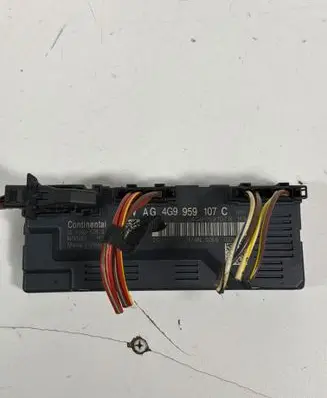 Audi A6 C7 Tailgate/trunk control unit/module 4G9959107C