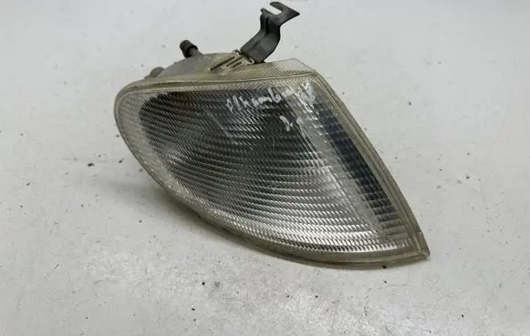 Seat Alhambra (Mk1) Front indicator light 7M0953042H 0311325002