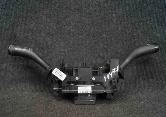 Volkswagen Touareg I Indicator stalk