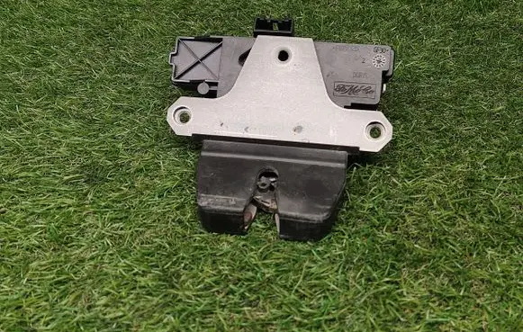Ford Focus Tailgate/trunk/boot lock/catch/latch 3M51R442A66AP