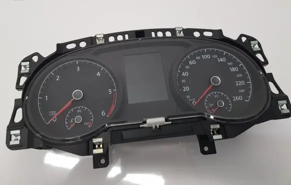 Volkswagen Golf VII Speedometer (instrument cluster) 5G1920751A A2C94775300