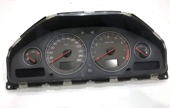 Volvo S60 Speedometer (instrument cluster) 8673259
