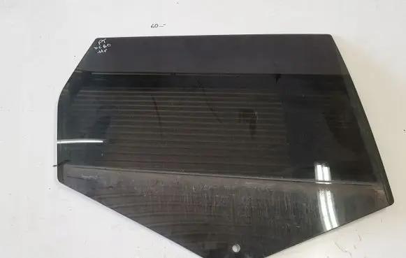 Volvo XC60 Sliding door window/glass 
