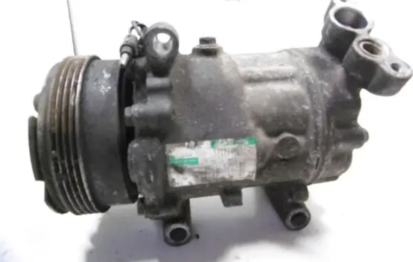 Renault Clio II Air conditioning (A/C) compressor (pump)