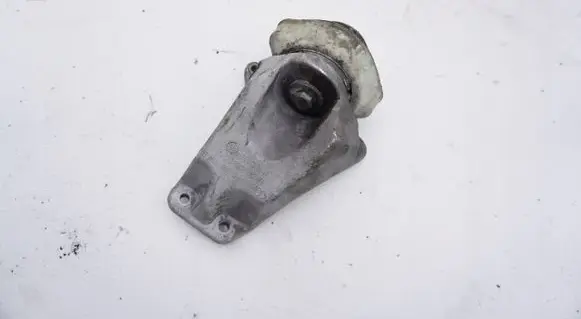 Nissan Juke I F15 Engine mount bracket APAPODUSZKA