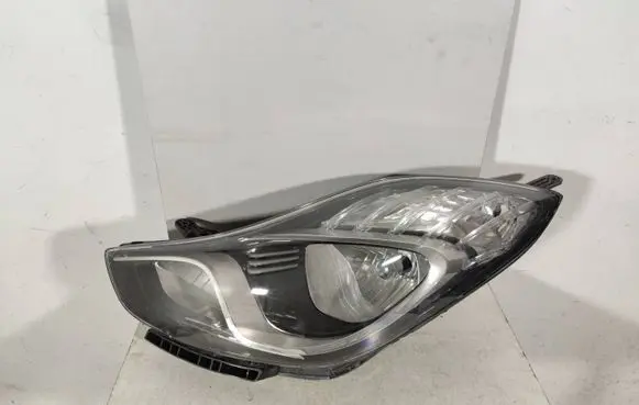 Hyundai ix20 Headlight/headlamp 921011KXXX