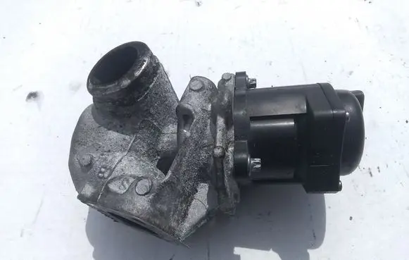 Mazda 3 I EGR valve 215983373 525100119