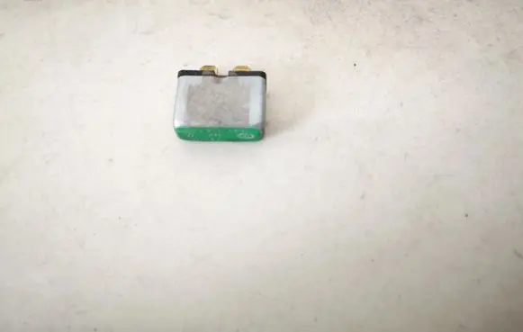Audi A4 S4 B5 8D Other relay 443937105a