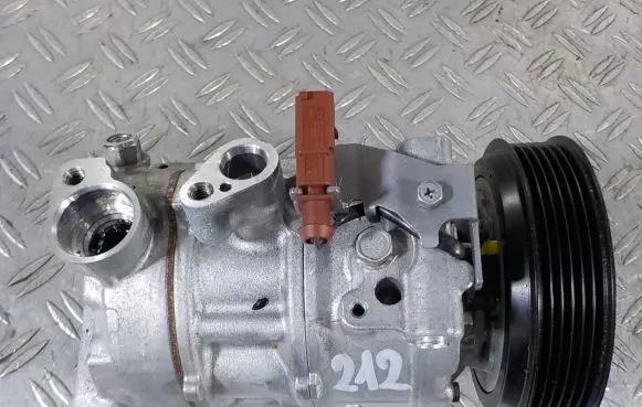 Audi A4 S4 B9 8W Air conditioning (A/C) compressor (pump) 8W08168BL
