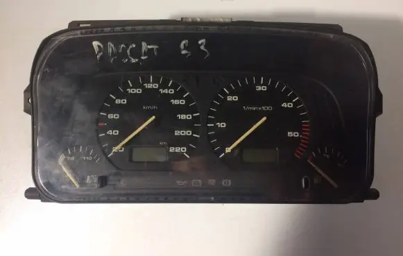 Volkswagen Golf III Speedometer (instrument cluster) 5392324740 5411004600