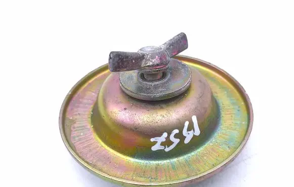 Mitsubishi 3000 GT Spare wheel bolt 