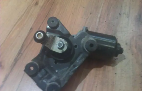 Mazda 626 Wiper motor 8491006690