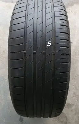 Mercedes-Benz V Class W447 R17 summer tire 