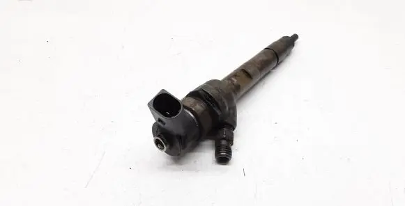BMW 1 E81 E87 Fuel injector 7798446 0445110289