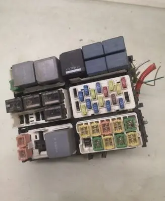 Ford Ecosport Fuse module HN1T14K012 HN1T14K012HACT
