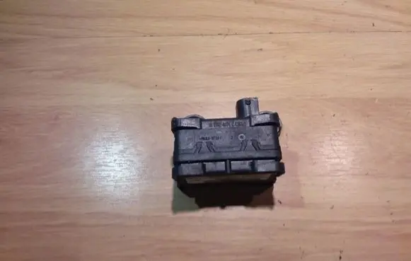 Volvo S80 ESP acceleration yaw rate sensor 6G9N14B296CB