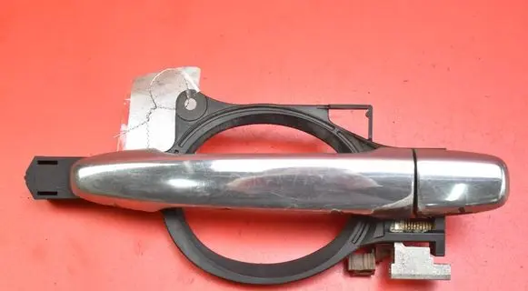 Mitsubishi Lancer VIII Rear door exterior handle