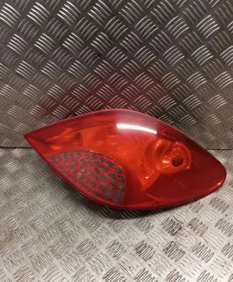 Peugeot 207 Rear/tail lights