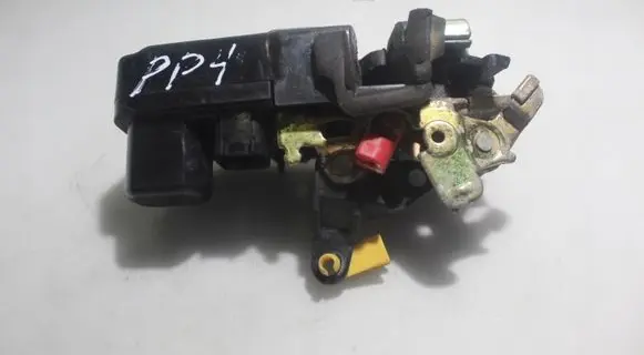 Chrysler 300 - 300C Front door lock