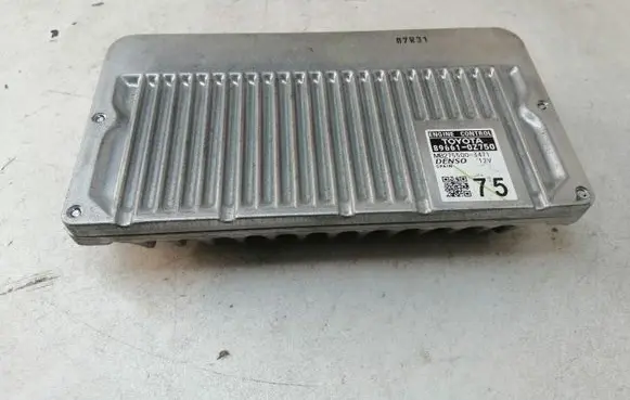 Toyota Auris E180 Engine control unit/module 896610Z750 2755003471