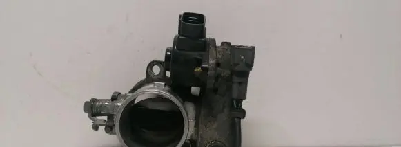Toyota Avensis T250 Throttle valve 8967221020