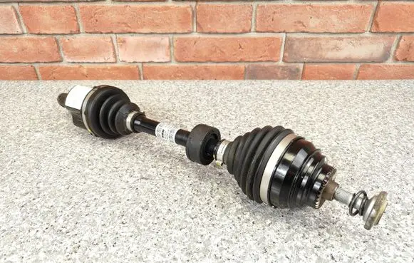 BMW 1 F40 Front driveshaft 8482645