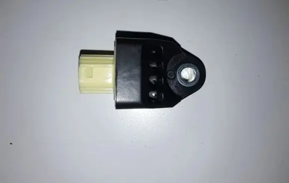 Toyota RAV 4 (XA40) Airbag deployment crash/impact sensor 8983133050