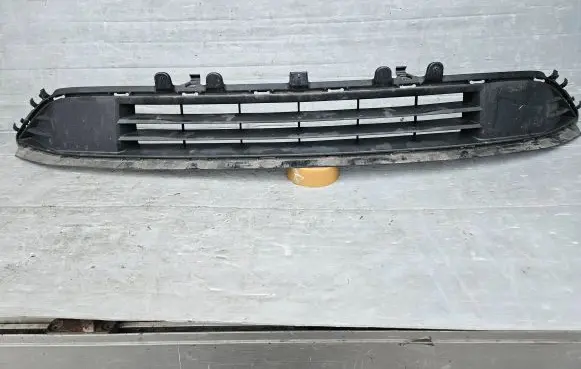 Opel Insignia B Front bumper lower grill 39161812