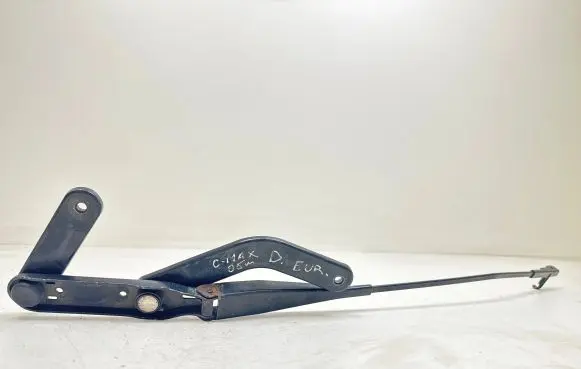Ford Focus C-MAX Front wiper blade arm 3M5117526CA