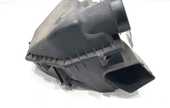 BMW X4 G02 Air filter box 8577140