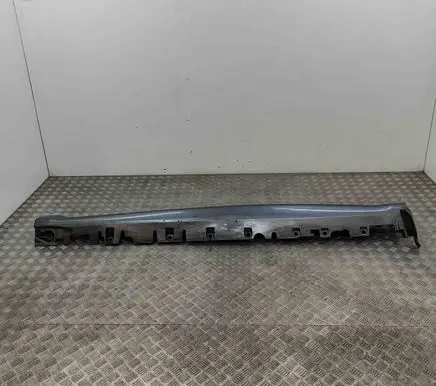 BMW X5 F15 Sill 8054033