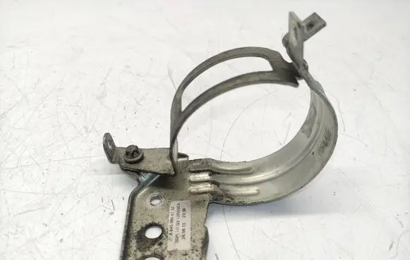 Mercedes-Benz B W246 W242 Fuel filter bracket/mount holder A6450900752 L26555CA