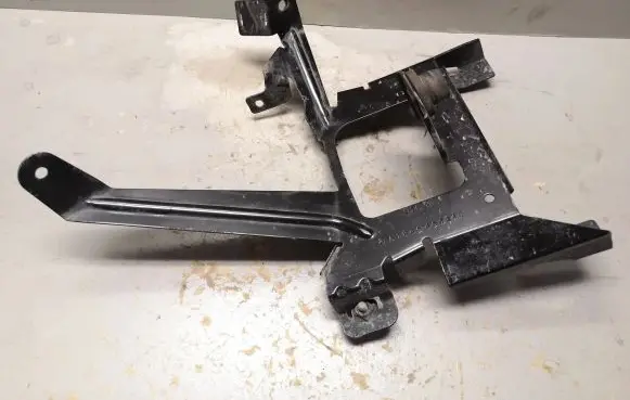 Mercedes-Benz ML W164 Holder (bracket) A1645451840 0163