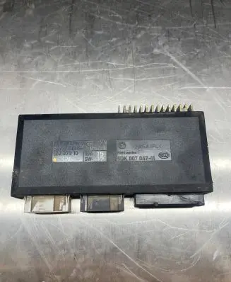 BMW 7 E38 Comfort/convenience module 61358372141 12037310