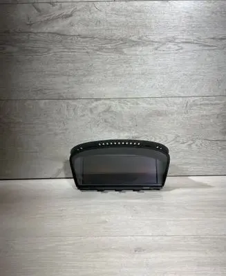 BMW 5 E60 E61 Screen/display/small screen 6985868 65826985868 05B272HA07281