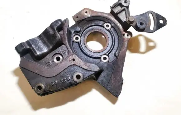 Renault Scenic I Engine mounting bracket 