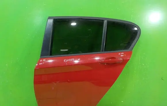 BMW 1 F20 F21 Rear door KOMPLETNE11 LEWE