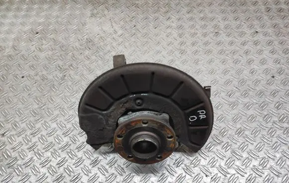 Volkswagen PASSAT B7 Front wheel hub PM0000359