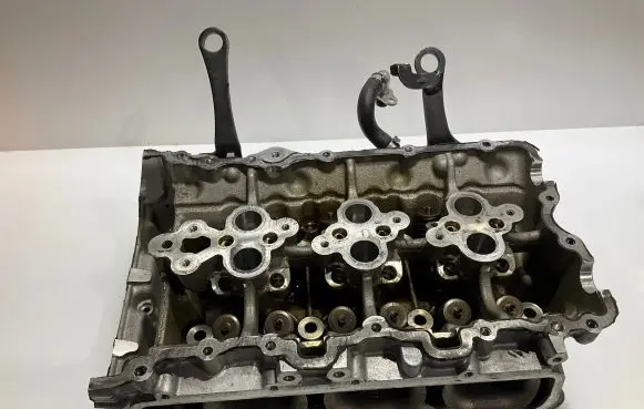 Porsche Cayenne (9Y0 9Y3) Engine head 06M103404AF