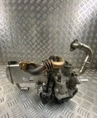 Audi A4 S4 B8 8K EGR valve cooler V29041282