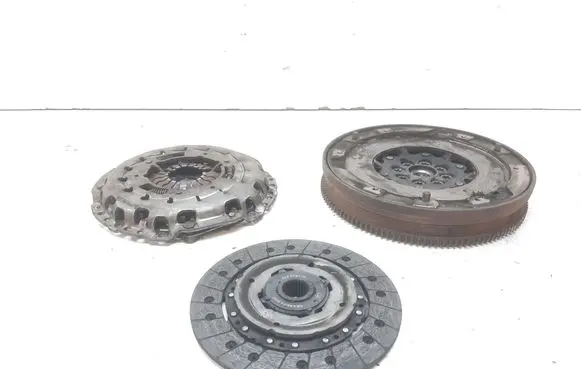 BMW 3 E90 E91 Clutch set kit 415055210 124058910 323078710