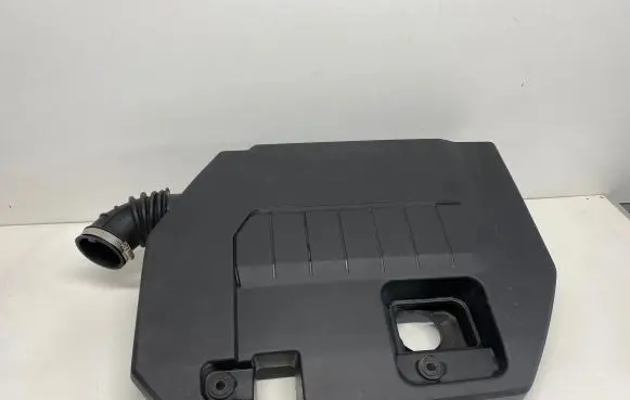 Chevrolet Volt I Engine cover (trim) 22755268 11715