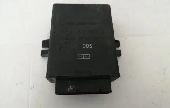 Mercedes-Benz E W211 Air suspension control unit module (rear) A2115450432