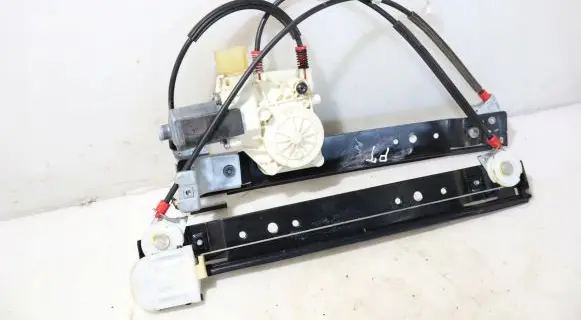 Ford S-MAX Rear window lifting mechanism without motor