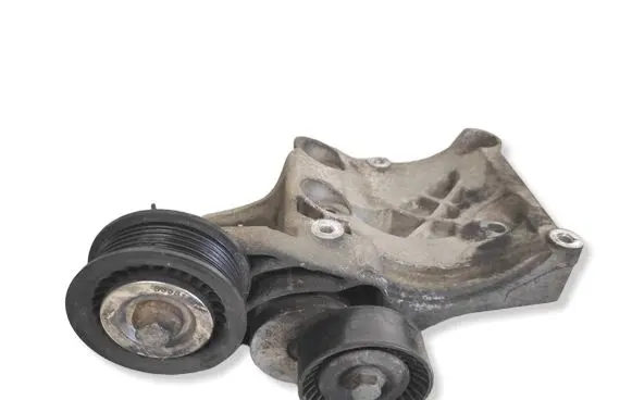 Opel Insignia A A/C compressor mount bracket 55582510 532274354 532274355