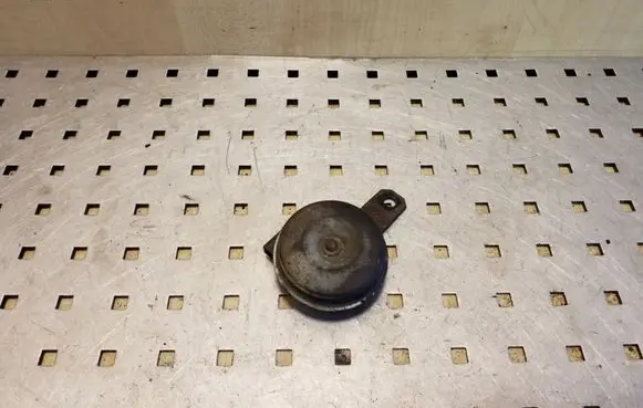 Toyota Land Cruiser (J120) Horn signal