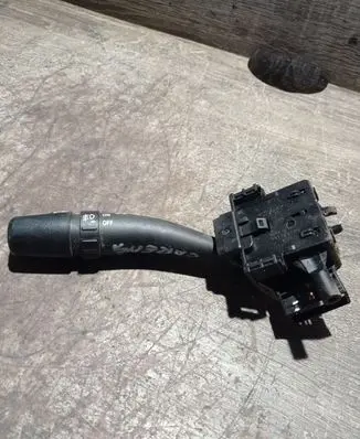 KIA Carens I Indicator stalk