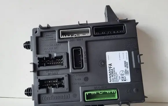Nissan X-Trail T32 Comfort/convenience module 284B14CB6A