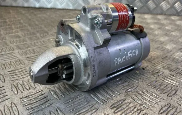 Chrysler Pacifica Starter motor 62444290