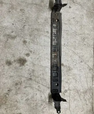 Volvo XC60 Bottom radiator support slam panel 